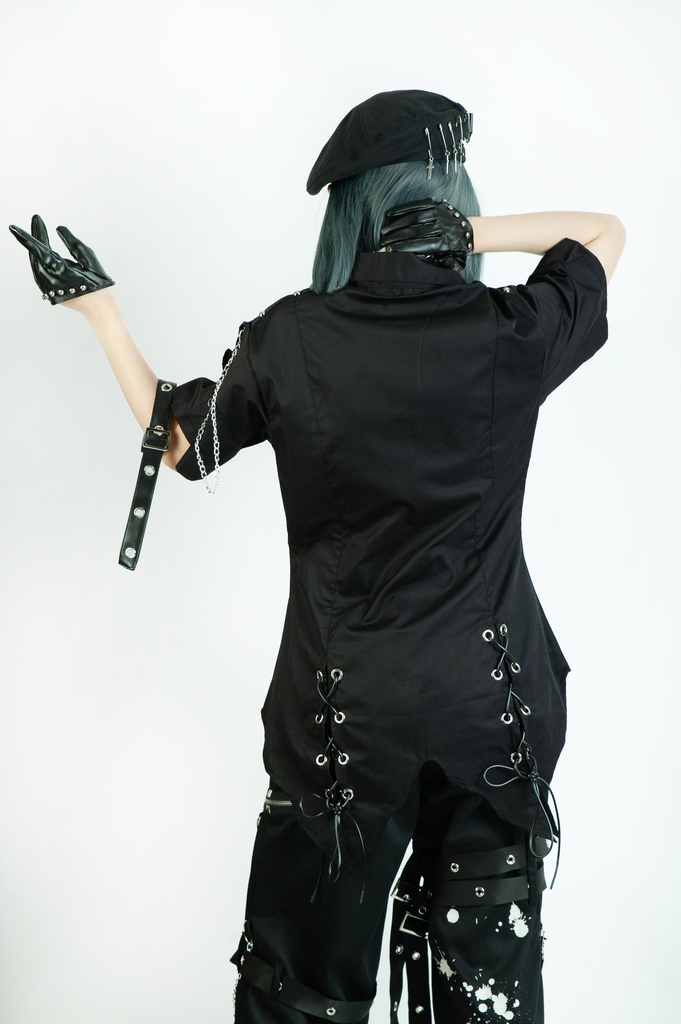 Jillpunk ビジュアル系 パンクロック バンギャ 兄系 暗闇のいばら 腕輪付き バットウィングカラー クロス柄 燕尾 穴あき 半袖 ジップアップ シャツ メンズ レディーズ ファッション おしゃれ男女兼用カッコいい