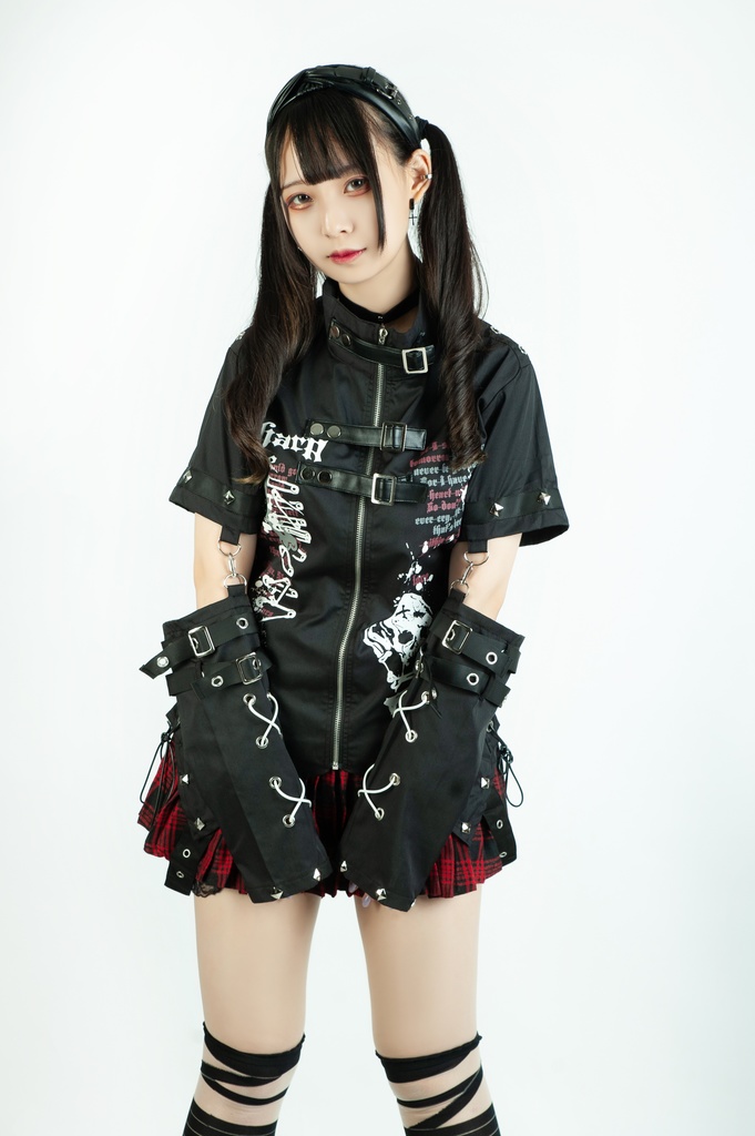 Jillpunk ビジュアル系 パンクロック バンギャ 兄系 锐利の愛 アームカバー リベット付き 立襟カラー トリプルベルト 燕尾 半袖 ジップアップ ドレスシャツ メンズ レディーズ ファッション おしゃれ男女兼用カッコいい