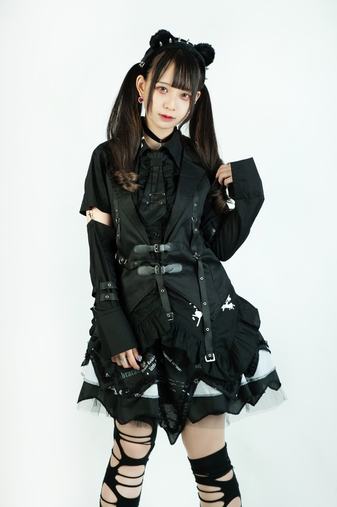 Jillpunk ゴシック ヴァンパイア風 ビジュアル系 逆境亡骸 ドクロ柄 ネクタイ付き フリルヘム ドレスシャツ ホルターネックベスト 2点セット オリジナル おしゃれ 男女兼用 カッコいい 王子様 メンズ レディース ヨーロッパ貴族 V系