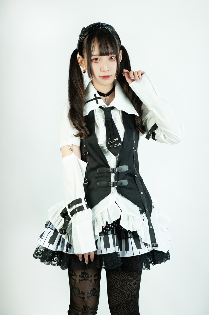 Jillpunk ゴシック ヴァンパイア風 ビジュアル系 逆境亡骸 ドクロ柄 ネクタイ付き フリルヘム ドレスシャツ ホルターネックベスト 2点セット オリジナル おしゃれ 男女兼用 カッコいい 王子様 メンズ レディース ヨーロッパ貴族 V系