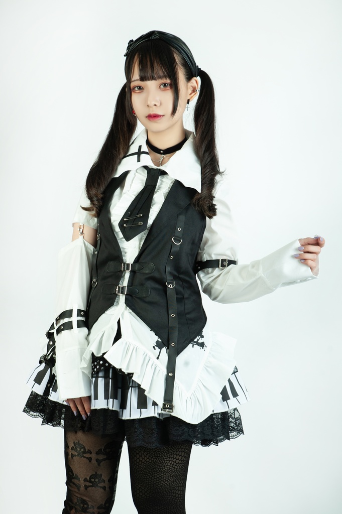 Jillpunk ゴシック ヴァンパイア風 ビジュアル系 逆境亡骸 ドクロ柄 ネクタイ付き フリルヘム ドレスシャツ ホルターネックベスト 2点セット オリジナル おしゃれ 男女兼用 カッコいい 王子様 メンズ レディース ヨーロッパ貴族 V系