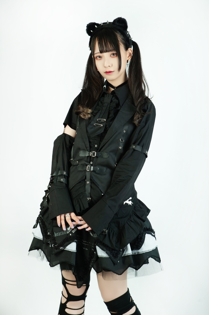 Jillpunk ゴシック ヴァンパイア風 ビジュアル系 逆境亡骸 ドクロ柄 ネクタイ付き フリルヘム ドレスシャツ ホルターネックベスト 2点セット オリジナル おしゃれ 男女兼用 カッコいい 王子様 メンズ レディース ヨーロッパ貴族 V系