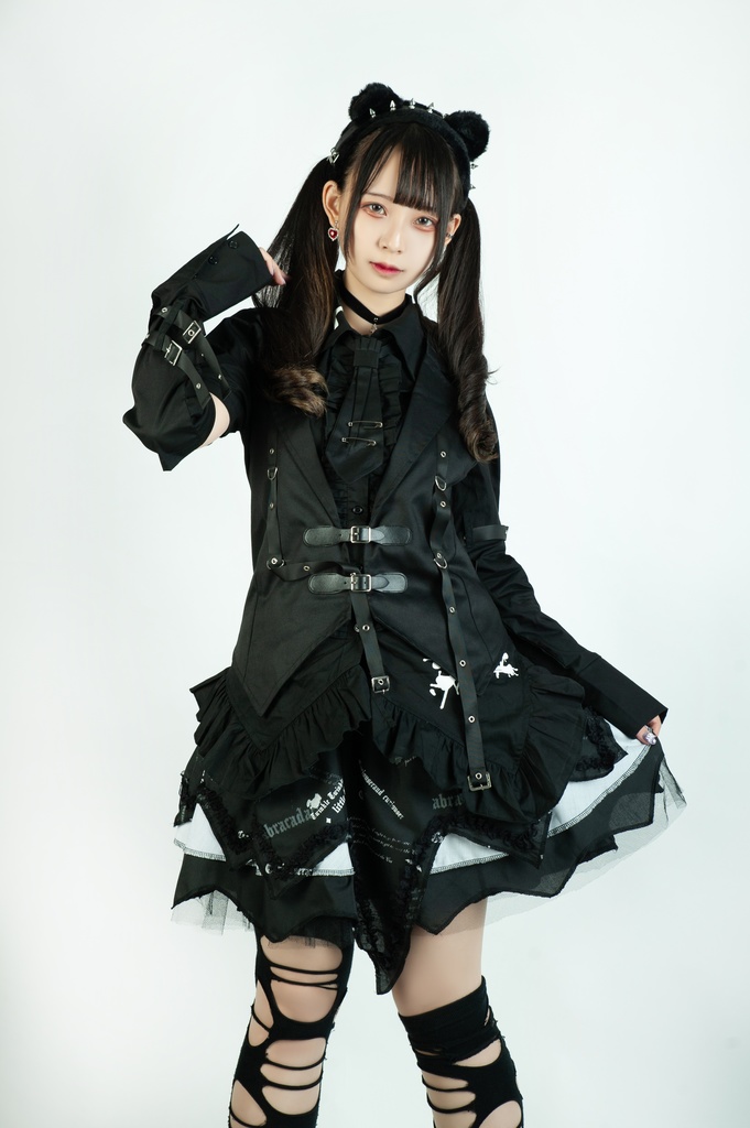Jillpunk ゴシック ヴァンパイア風 ビジュアル系 逆境亡骸 ドクロ柄 ネクタイ付き フリルヘム ドレスシャツ ホルターネックベスト 2点セット オリジナル おしゃれ 男女兼用 カッコいい 王子様 メンズ レディース ヨーロッパ貴族 V系