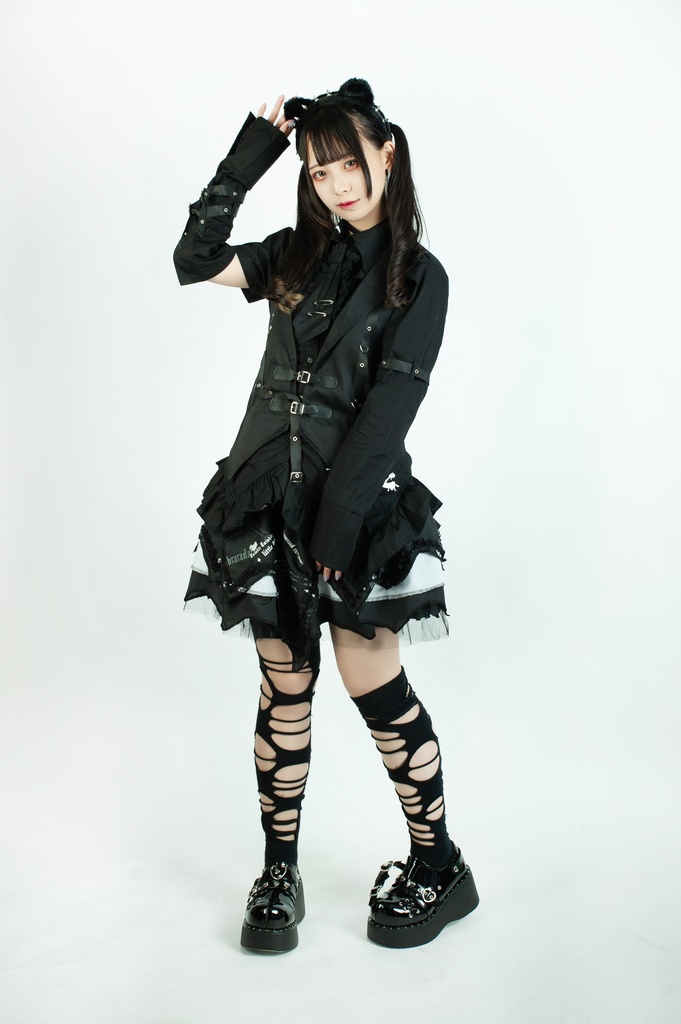 Jillpunk ゴシック ヴァンパイア風 ビジュアル系 逆境亡骸 ドクロ柄 ネクタイ付き フリルヘム ドレスシャツ ホルターネックベスト 2点セット オリジナル おしゃれ 男女兼用 カッコいい 王子様 メンズ レディース ヨーロッパ貴族 V系