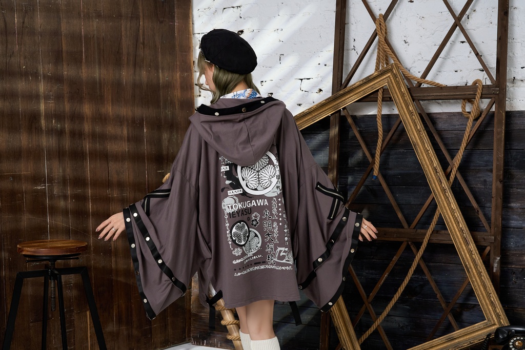 Jillpunk 和風モード 和パンク 和柄 戦国武将物語 德川家康 征夷大将軍 武将譚 家紋刺繡 スダッズストラップ フード付き 振袖現代羽織 和装ジャケット オリジナル メンズ レディー V系 カッコいい おしゃれ 男女兼用ファッション