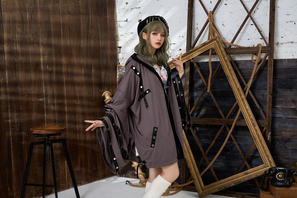 Jillpunk 和風モード 和パンク 和柄 戦国武将物語 德川家康 征夷大将軍 武将譚 家紋刺繡 スダッズストラップ フード付き 振袖現代羽織 和装ジャケット オリジナル メンズ レディー V系 カッコいい おしゃれ 男女兼用ファッション