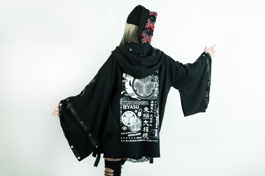 Jillpunk 和風モード 和パンク 和柄 戦国武将物語 德川家康 征夷大将軍 武将譚 家紋刺繡 スダッズストラップ フード付き 振袖現代羽織 和装ジャケット オリジナル メンズ レディー V系 カッコいい おしゃれ 男女兼用ファッション