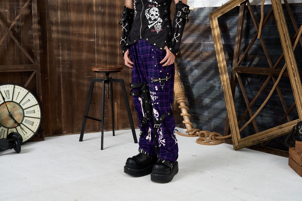 Jillpunkパンク 骨塚 ダーク系 エモパンク バンギャ タータンチェック ハーネスストラップ 鎖チェーン付き ボンデージ・ボンデッジパンツ ロング丈 オリジナルスタイル メンズお兄系 レディーズ V系 おしゃれ男女兼用カッコいい