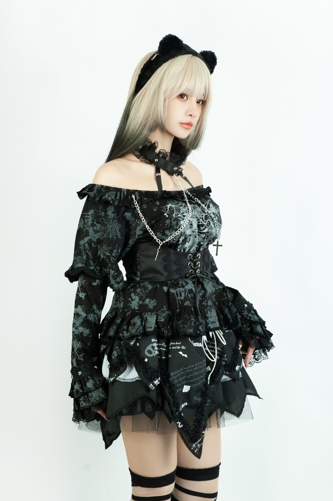 Jillpunkパンク 暗夜侵攻 ダーク系 エモパンク バンギャ ベルト付き パニエ アシンメトリー ティアード 3層ボリューム レース糸 ショートスカート オリジナルスタイル レディーズ V系 おしゃれ カッコいい