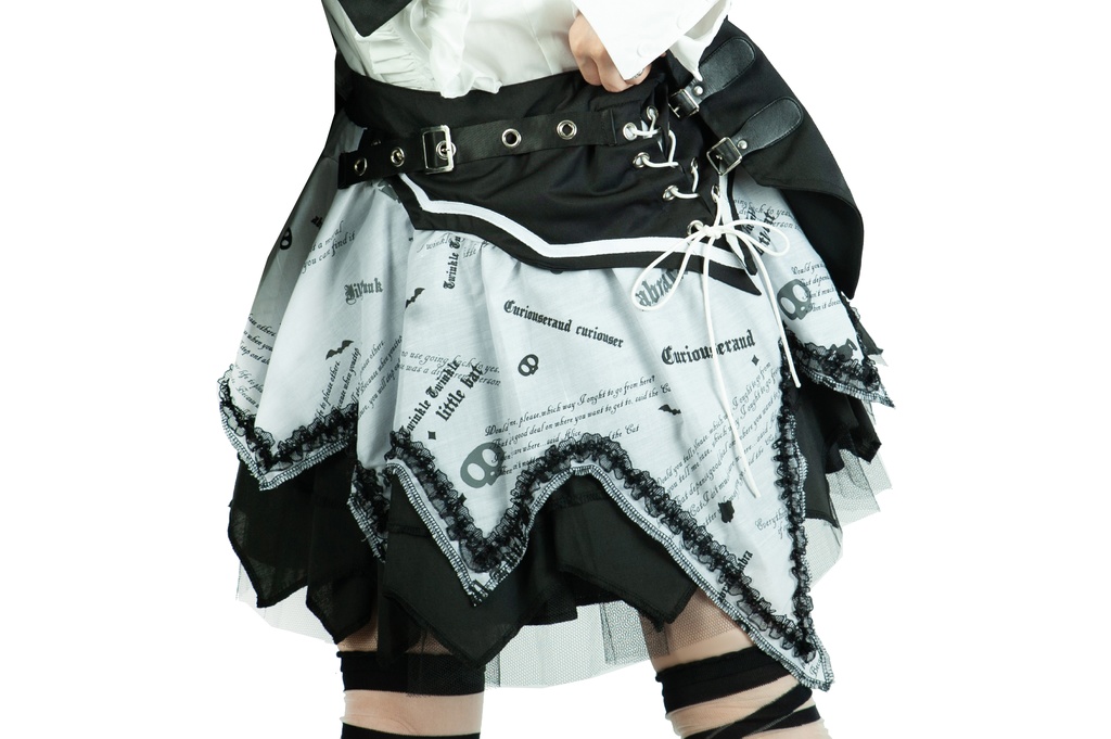 Jillpunkパンク 暗夜侵攻 ダーク系 エモパンク バンギャ ベルト付き パニエ アシンメトリー ティアード 3層ボリューム レース糸 ショートスカート オリジナルスタイル レディーズ V系 おしゃれ カッコいい