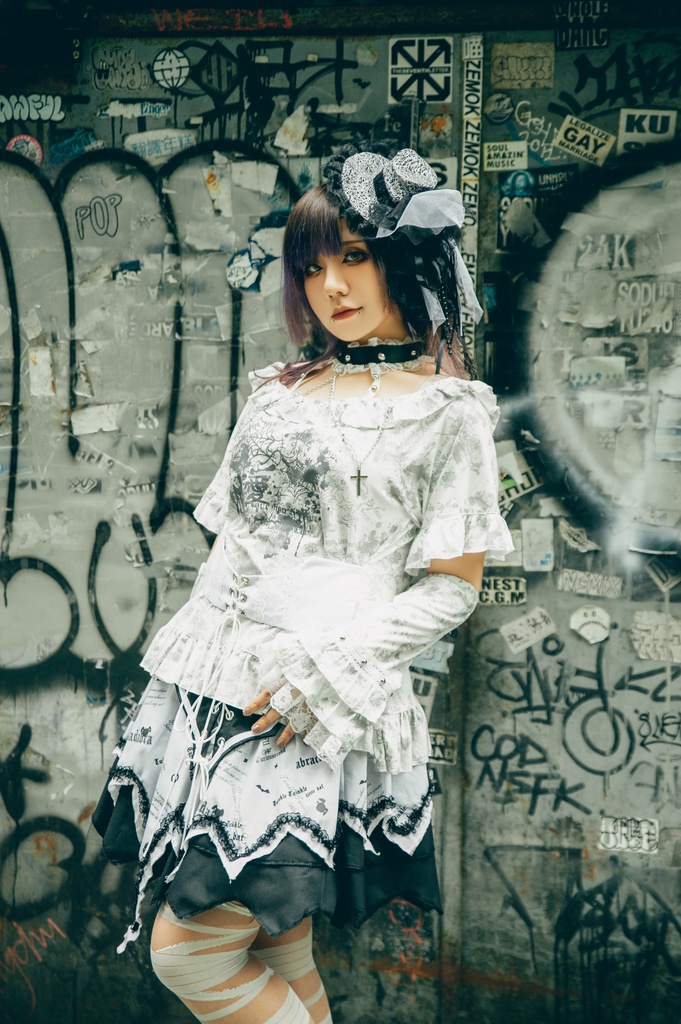 Jillpunk 薔薇の恋人 ゴシックロリータ ヴィクトリアン 華麗 チョーカーネック 帯付き レースヘム フリル半袖カットソー アームカバー*Tシャツセット オリジナル ファッション レディース おしゃれ カッコいい