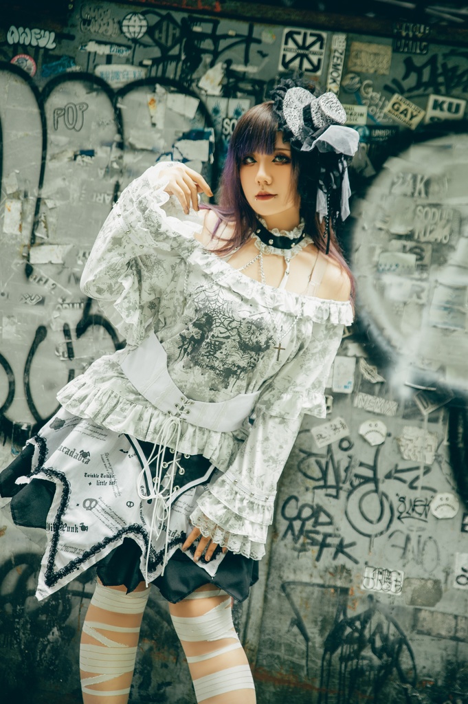 Jillpunk 薔薇の恋人 ゴシックロリータ ヴィクトリアン 華麗 チョーカーネック 帯付き レースヘム フリル半袖カットソー アームカバー*Tシャツセット オリジナル ファッション レディース おしゃれ カッコいい