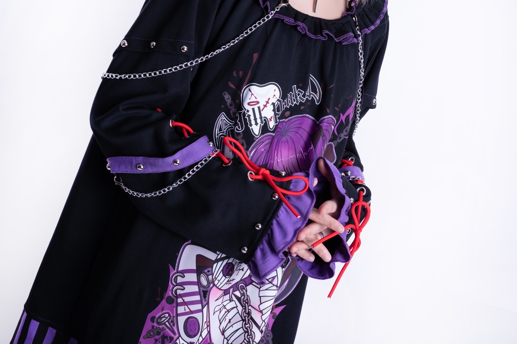 Jillpunk アニメニ次コン 有機少女 メンヘラ風 病みカワ ボートネック ゆったり チョーカー付き フリルカラー カットソー レースアップ袖 ロング丈Tシャツワンピース オリジナル ヤンデレ 可愛い おしゃれ男女兼用 ファッション 秋葉系 萌え