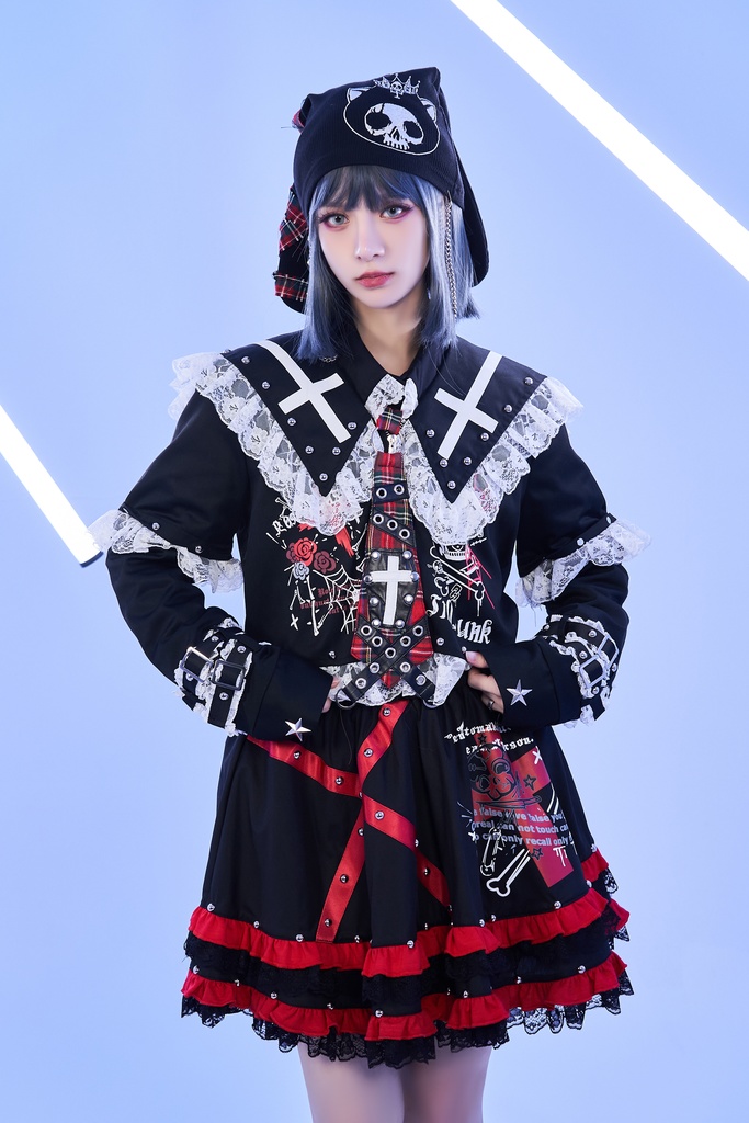 Jillpunkパンク フィクション呪文 ダーク系 エモパンク バンギャ ドクロ十字柄 ティアード 2層ボリューム レースへム Aライン ショートスカート オリジナルスタイル レディーズ V系 おしゃれ カッコいい