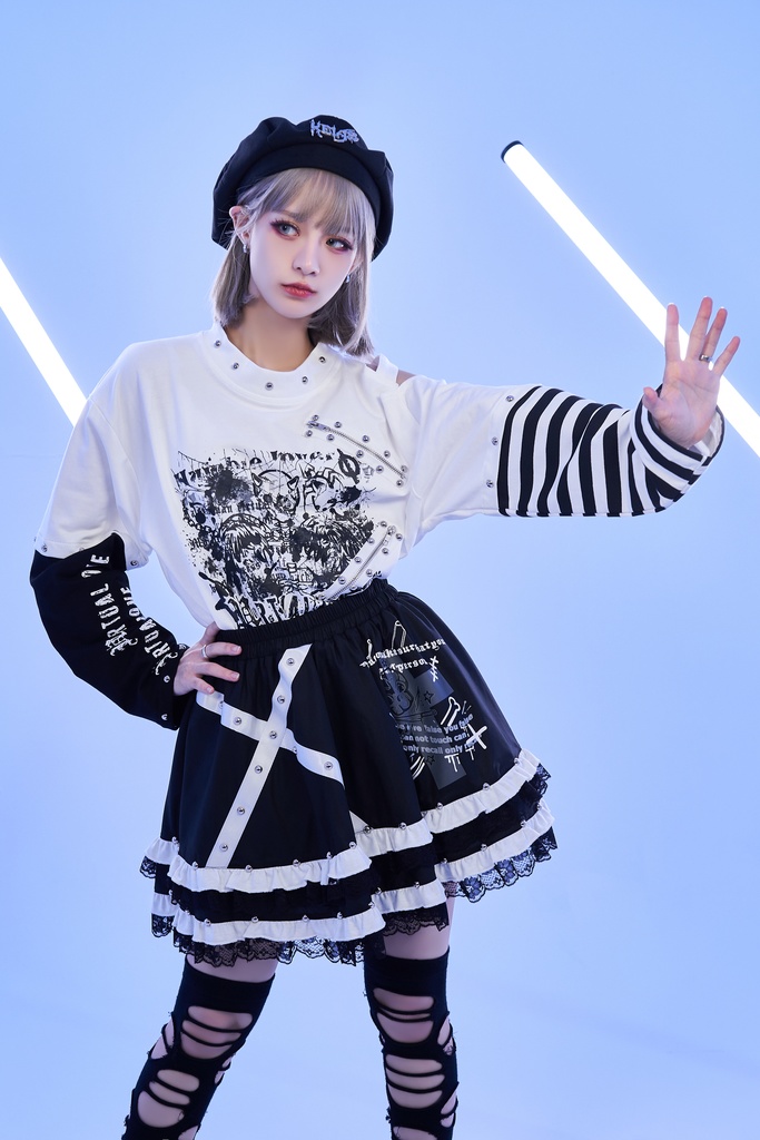 Jillpunkパンク フィクション呪文 ダーク系 エモパンク バンギャ ドクロ十字柄 ティアード 2層ボリューム レースへム Aライン ショートスカート オリジナルスタイル レディーズ V系 おしゃれ カッコいい