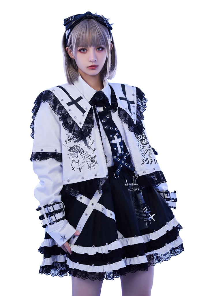 Jillpunkパンク フィクション呪文 ダーク系 エモパンク バンギャ 十字ドクロ柄 レースへム セーラー服 スター形スダッズ細工 袖取り外し2WAY ショート丈 ジップアップジャケット オリジナルスタイル レディーズ V系 おしゃれ カッコいい