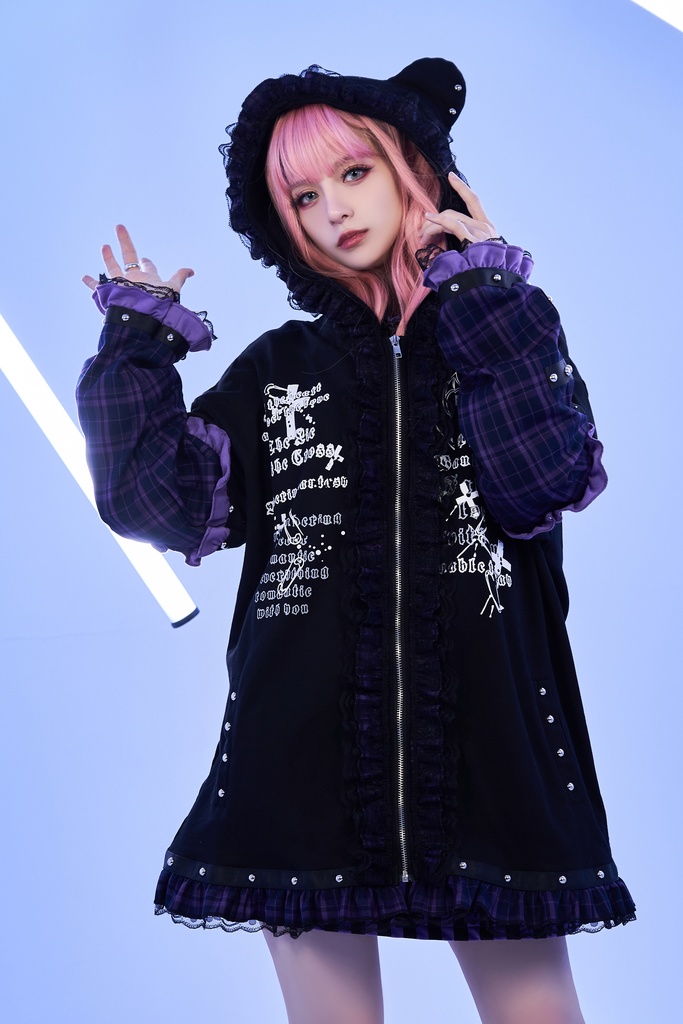 Jillpunk可愛いパンク 放浪バンギャ ダーク系 エモパンク タータンチェック柄 フリル レースへム スダッズ細工 長袖 ジップアップ猫耳パーカー フード付きジャケット オリジナルスタイル レディーズ V系 おしゃれ カッコいい
