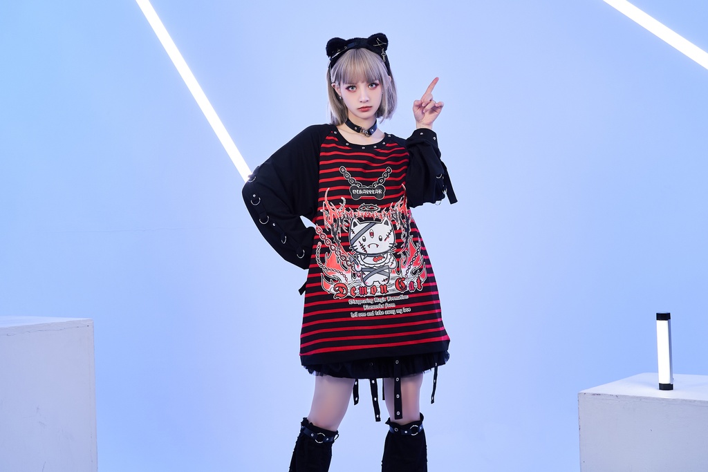 Jillpunk可愛いパンク 破壊神ネコ バンギャ エモパンク ボーダー柄 スダッズ付き 長袖Tシャツ ラグラン ロング丈カットソー 男女兼用 オリジナルスタイル レディーズ V系 おしゃれ カッコいい