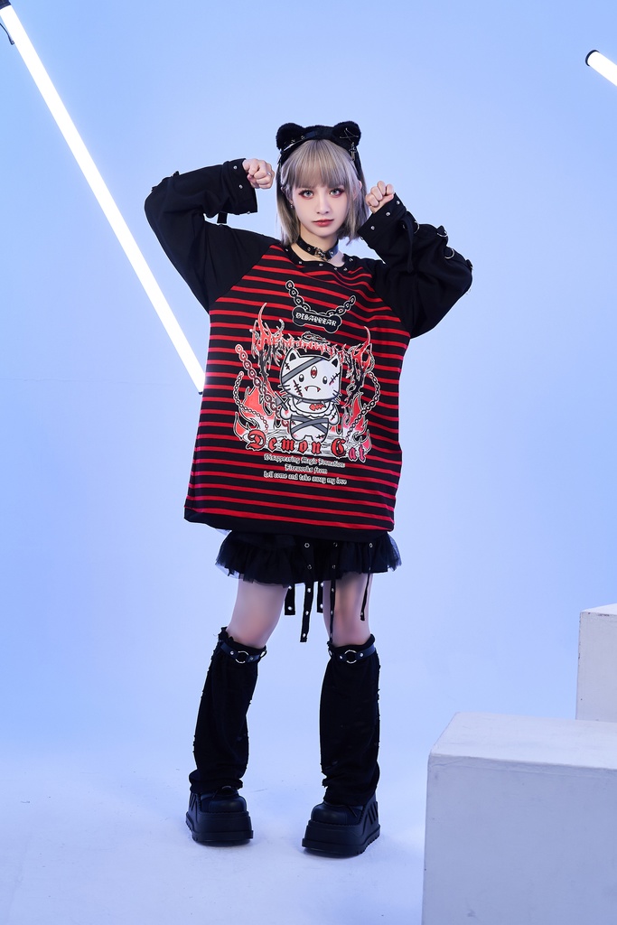 Jillpunk可愛いパンク 破壊神ネコ バンギャ エモパンク ボーダー柄 スダッズ付き 長袖Tシャツ ラグラン ロング丈カットソー 男女兼用 オリジナルスタイル レディーズ V系 おしゃれ カッコいい