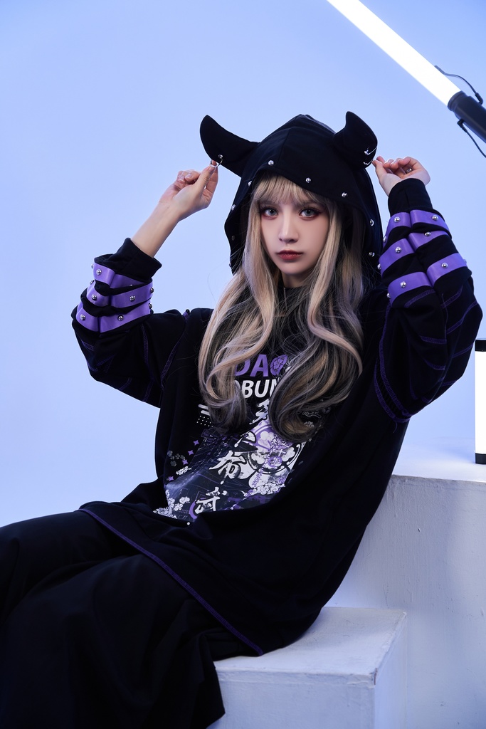 Jillpunk 和洋折衷 和柄 戦国武将物語 第六天魔王 織田信長 武将譚 悪魔角付き 取り外し可能フード 飾り縫い 2WAY長袖 ゆったりパーカー 男女兼用 オリジナル メンズ レディー V系 カッコいい おしゃれ 男女兼用ファッション