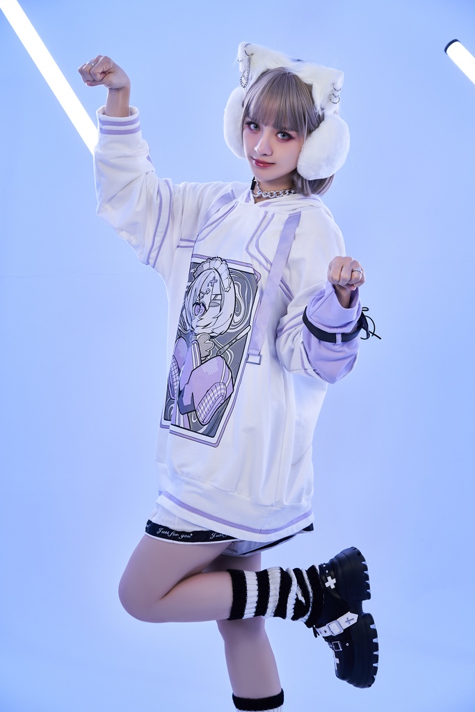 Jillpunkアニメ 秋葉系 萌え 二次コン Soresakiコラボ 古びた屋敷のメイド 重ね着風 顔文字刺繡 長袖 猫耳パーカー ゆったり メンズ レディー 可愛いおしゃれ大きいサイズ男女兼用ファッション原宿