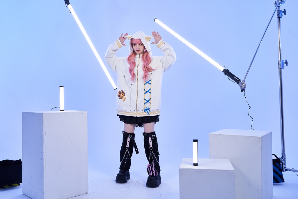Jillpunk芝麻コラボ ゆめかわ 可愛い スフィンクスベビー 太陽神 お宅 ニ次コン エジプト神話 ゆったり スダッズ細工 リボン 鎖チェーン付き 獣耳 長袖 パーカー 裏起毛フード付きジャケット オリジナル メンズ レディーズ 男女兼用