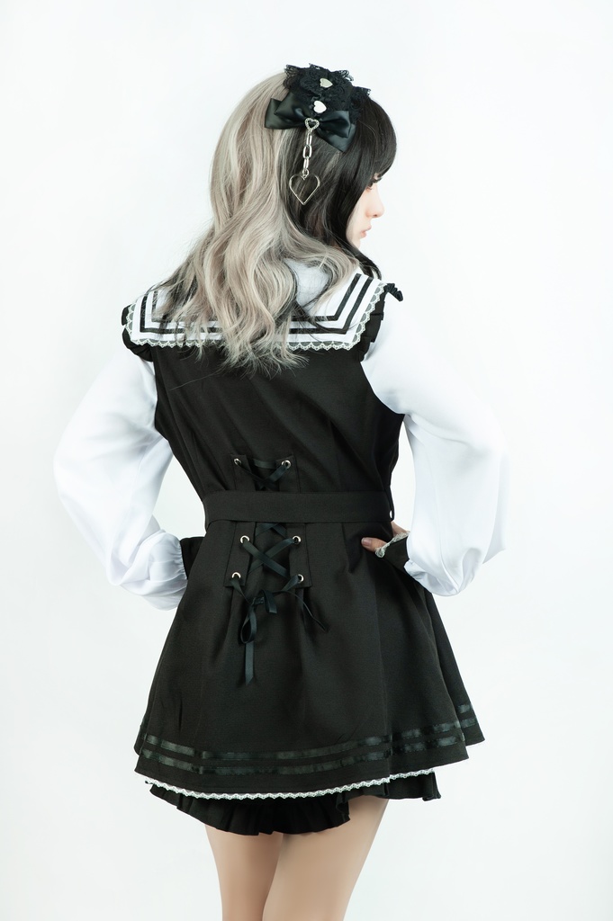 Jillpunk 量産型 天使界隈 ゆめかわ ロリータ 幻夢の心 蝶ネクタイ ベルト付き セーラー服 長袖ワンピース コルセットピアス ハートボタン シャツドレス フリルショーパン 2点セット 姫系 可愛い おしゃれ ファッション萌え 秋葉原