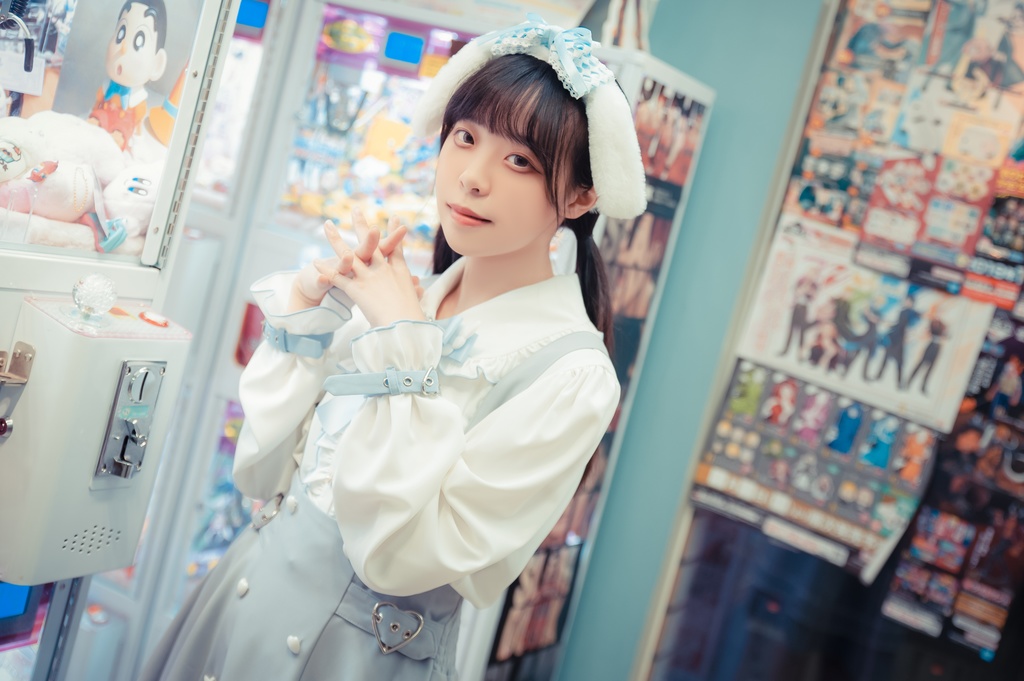 Jillpunk 量産型 天使界隈 ゆめかわ ロリータ 水色の天使 蝶ネクタイ 腕ベルト付き フリル 無地長袖ブラウス パフスリーブ 人造パールボダン ドレスシャツ ハートバックルベルト付き ウィング飾り ハイウェスト フリル キュロット サスペンダーショーツ ショート丈パンツ 可愛い おしゃれ ファッション萌え 秋葉原