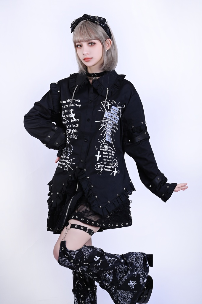 Jillpunk王道パンク パンクロック 放浪バンギャ ダーク系 エモパンク タータンチェック柄 フリル スダッズ細工 クロスチャーム付き 長袖 燕尾シャツ 男女兼用オリジナルスタイル メンズレディーズ おしゃれ カッコいい