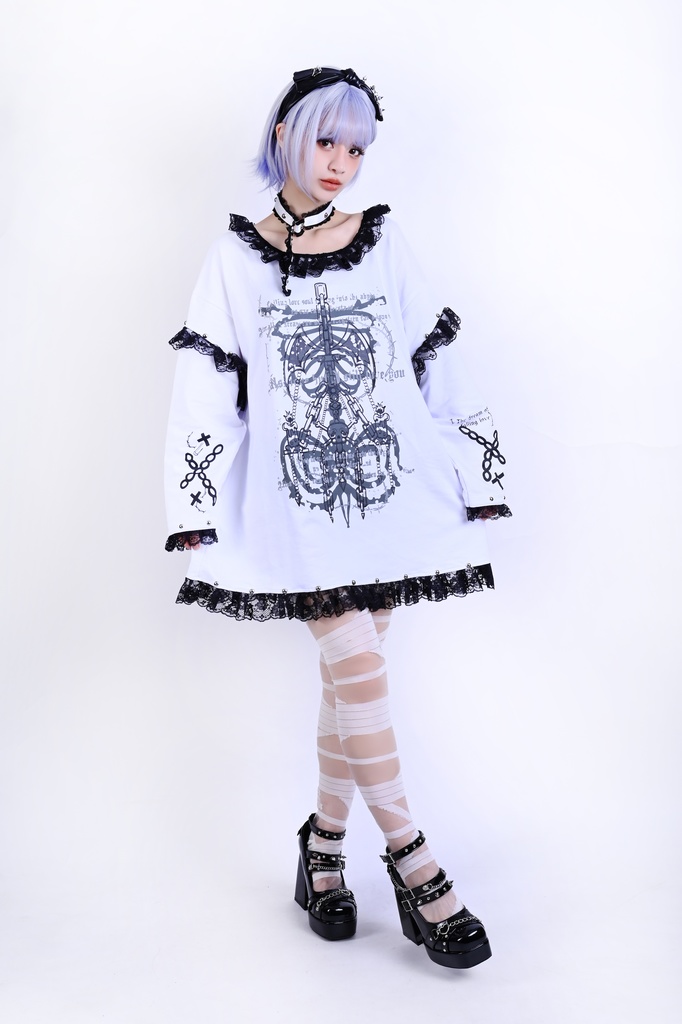 Jillpunk ゴシック クール系 ダーク風 堕天使 チョーカー付き フリルレースヘム 肋骨柄 長袖カットソー ワンピースTシャツ ゴシックロリータ フェミニン おしゃれ ファッション オリジナル