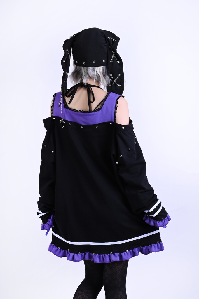 Jillpunk 病みカワ かわいい サブカル デュラハンベアー クマ柄 オフショルダー 肩出し フリルヘム リボンレース ゆったり 長袖Tシャツ カットソー 原宿系 可愛いパンク 個性的 動物 おしゃれ ファッション萌え