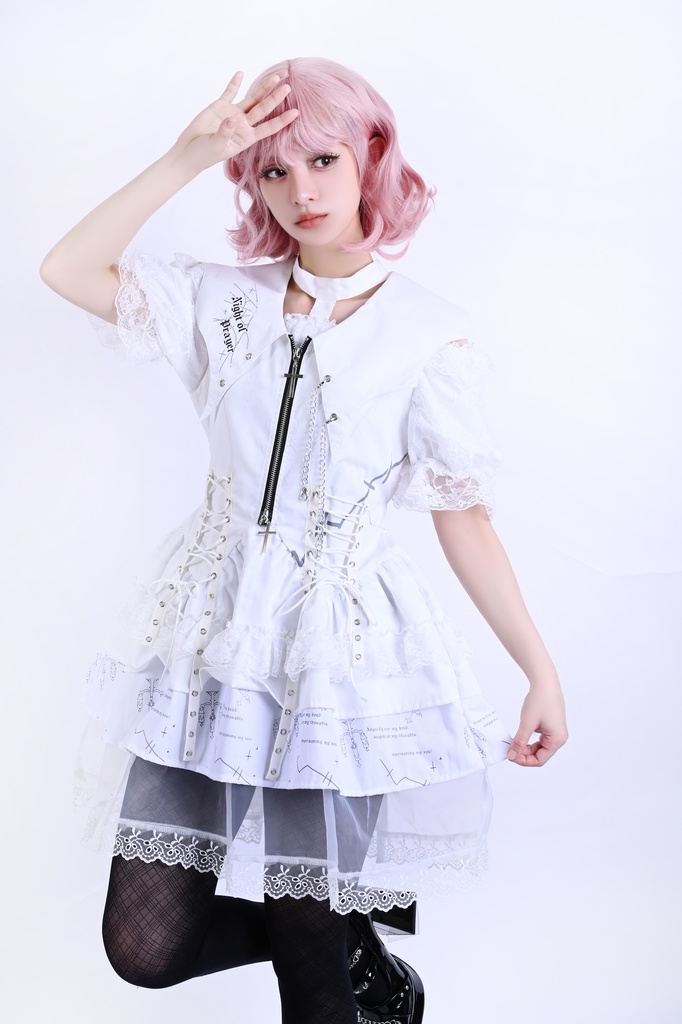 Jillpunkハロウィン 派手ゴシック クール系 ダーク風 枝つき燭台 コウモリ襟 コルセットピアス クロスチャーム 鎖チェーン付き フリルレース スリーブレス ベストドレス ワンピース ゴシックロリータ フェミニン おしゃれ ファッション オリジナル