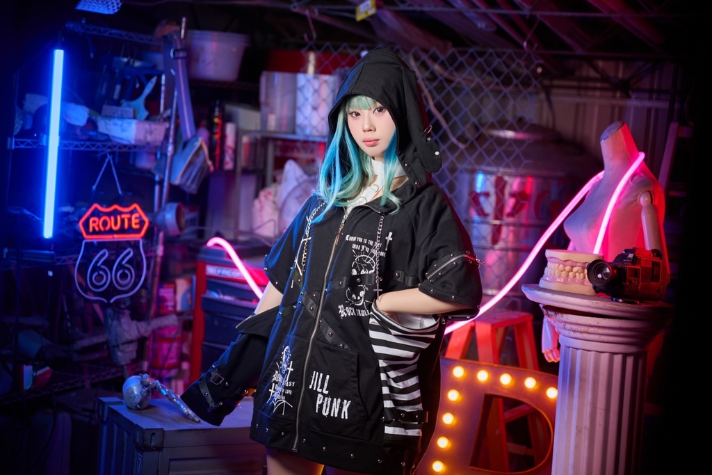 Jillpunkハロウィン 可愛いパンク 禁断の果実 パンク ヴィジュアル系 クロスチャーム 鎖チェーン付き 蜘蛛の巣柄 ゆったり 取り外し可能な袖 兎耳 長袖パーカー フード付きジャケット オリジナル メンズ レディー V系 おしゃれ 男女兼用ファッション