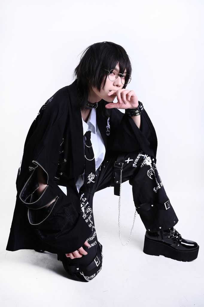 Jillpunk 和風モード 和パンク 和洋折衷 戦国武将物語 直江兼續 愛染明王 武将譚 家紋刺繡 重ね着 レース ネクタイ付き 振袖現代羽織 和装ジャケット オリジナル メンズ レディー V系 カッコいい おしゃれ 男女兼用ファッション