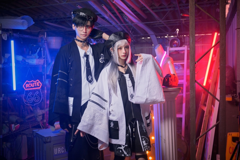 Jillpunk 和風モード 和パンク 和洋折衷 戦国武将物語 直江兼續 愛染明王 武将譚 家紋刺繡 重ね着 レース ネクタイ付き 振袖現代羽織 和装ジャケット オリジナル メンズ レディー V系 カッコいい おしゃれ 男女兼用ファッション