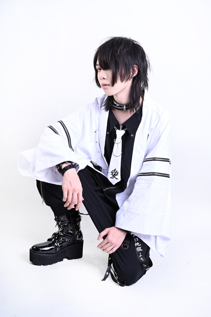 Jillpunk 和風モード 和パンク 和洋折衷 戦国武将物語 直江兼續 愛染明王 武将譚 家紋刺繡 重ね着 レース ネクタイ付き 振袖現代羽織 和装ジャケット オリジナル メンズ レディー V系 カッコいい おしゃれ 男女兼用ファッション