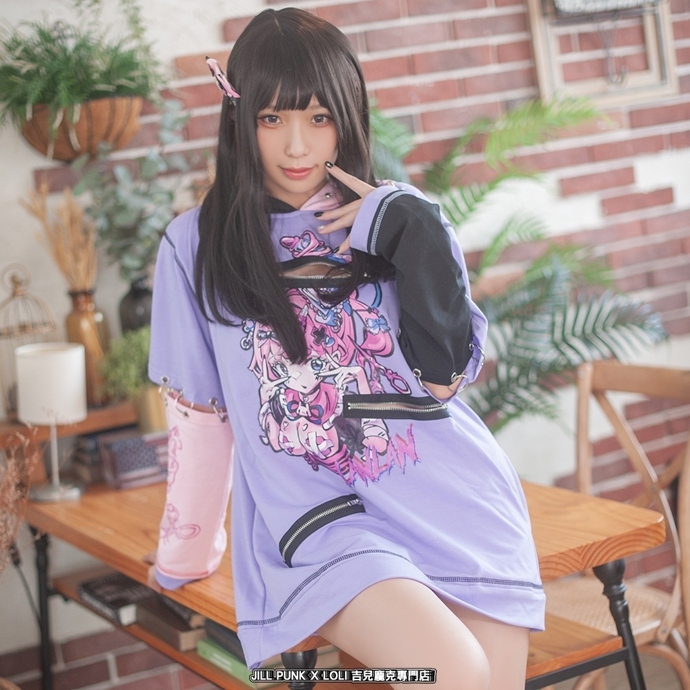 Jillpunk台湾刺青師𝐋𝐀𝐍 𝐋𝐀𝐍 小海綿綿コラボ シャンプー戦士 コントラスト色 個性的 イラスト メンヘラ 派手カワ チャックキーホール アームカバー付き ゆったり 半袖パーカー 美少女 オリジナル 可愛い おしゃれ ファッション 原宿系