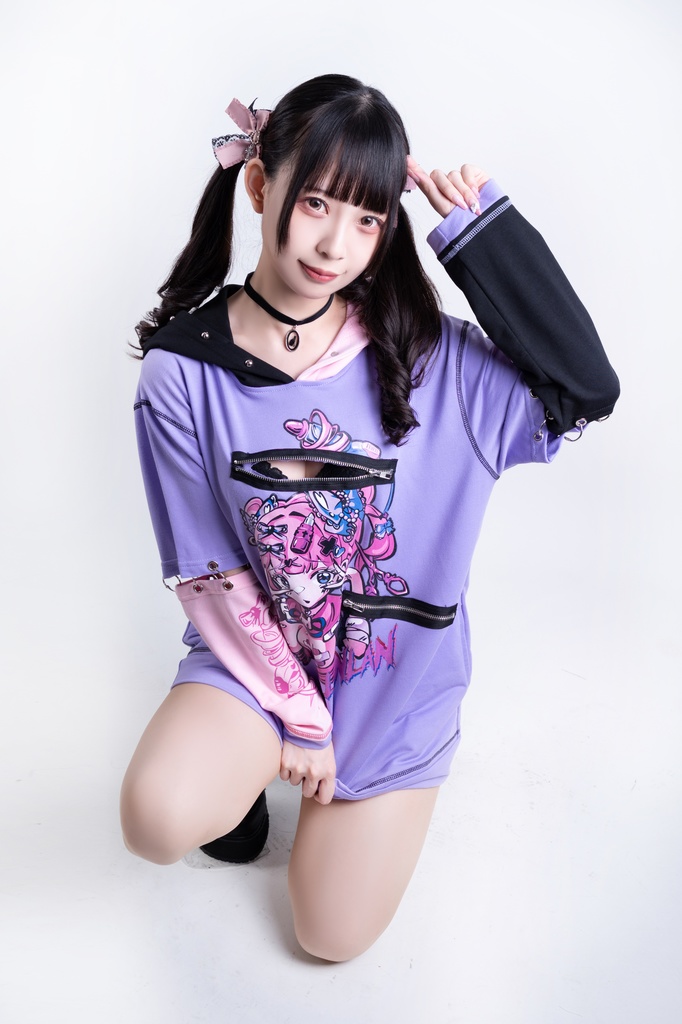 Jillpunk台湾刺青師𝐋𝐀𝐍 𝐋𝐀𝐍 小海綿綿コラボ シャンプー戦士 コントラスト色 個性的 イラスト メンヘラ 派手カワ チャックキーホール アームカバー付き ゆったり 半袖パーカー 美少女 オリジナル 可愛い おしゃれ ファッション 原宿系