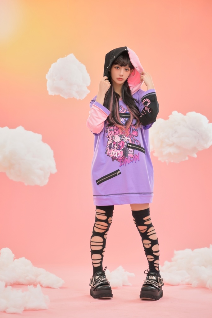 Jillpunk台湾刺青師𝐋𝐀𝐍 𝐋𝐀𝐍 小海綿綿コラボ シャンプー戦士 コントラスト色 個性的 イラスト メンヘラ 派手カワ チャックキーホール アームカバー付き ゆったり 半袖パーカー 美少女 オリジナル 可愛い おしゃれ ファッション 原宿系