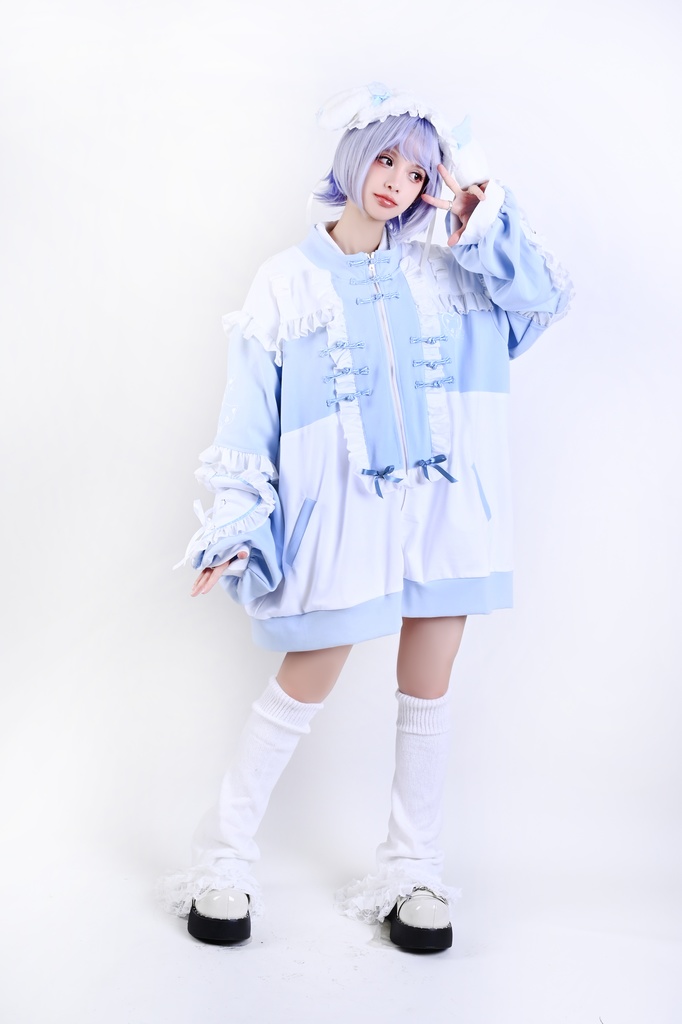 Jillpunk台湾刺青師hojia.desuneコラボ アニメ界隈 天使の処方箋 地雷系 水色系統 イラスト メンヘラ 派手カワ チャイナボタン リボン付き フリル ゆったり 長袖ジャケット 美少女 オリジナル 天使可愛い おしゃれ ファッション 原宿系