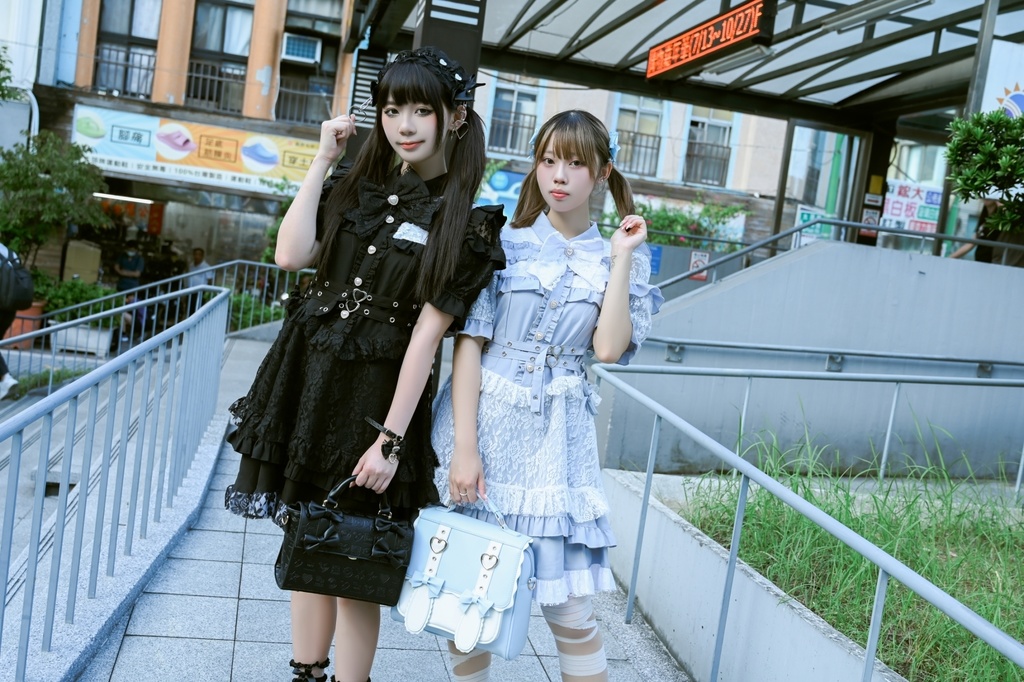 Jillpunk 量産型 天使界隈 ゴシックロリータ サイレント夢境 透け花レース 蝶ネクタイ ベルト付き フリル 肩出し 半袖ワンピース シャツドレス 姫系 可愛い おしゃれ ファッション萌え 秋葉原