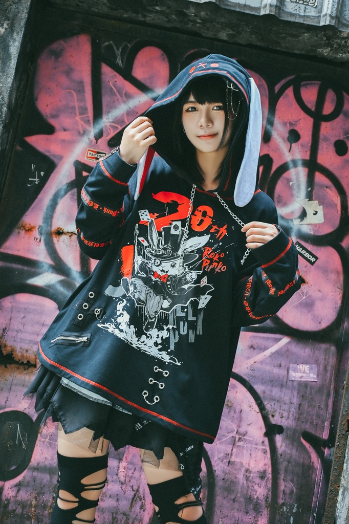Jillpunk可愛いパンク ハロウィン 原宿系 派手かわ 20周年記念限定 ジョーカーうさぎ魔術師 取り外し可能袖 飾り縫い 2way兎耳 ゆったり長袖パーカー パンクメンズ レディースV系男女兼用ファッション秋葉系カッコいい
