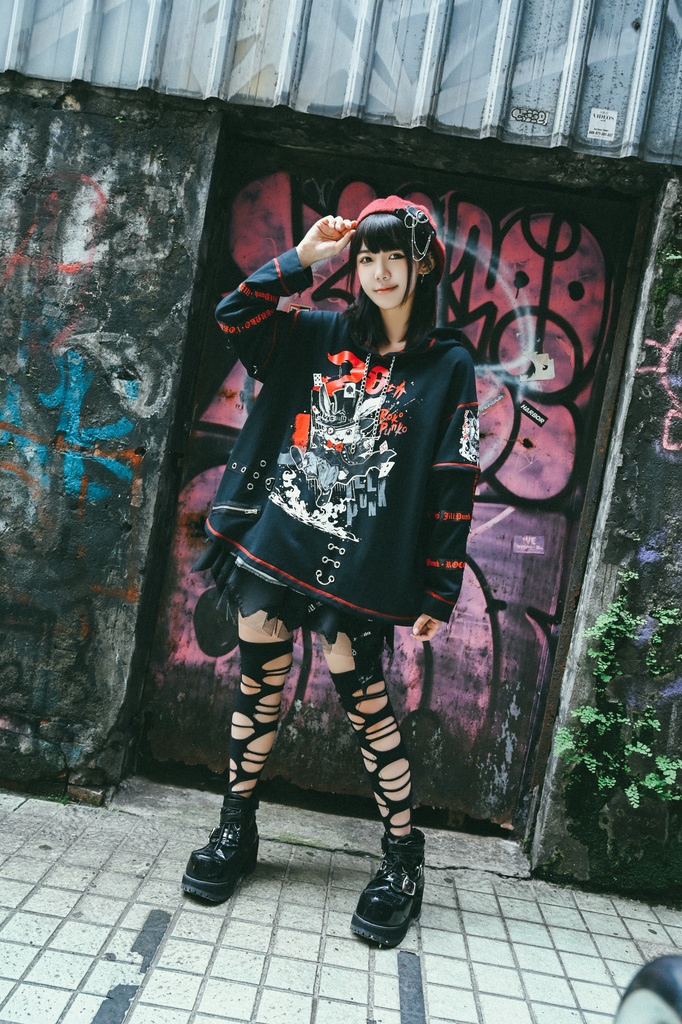 Jillpunk可愛いパンク ハロウィン 原宿系 派手かわ 20周年記念限定 ジョーカーうさぎ魔術師 取り外し可能袖 飾り縫い 2way兎耳 ゆったり長袖パーカー パンクメンズ レディースV系男女兼用ファッション秋葉系カッコいい