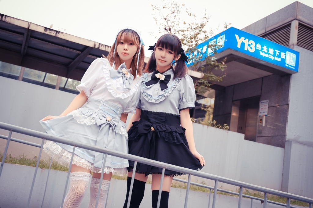 Jillpunk 量産型 天使界隈 ロリータ 魔法少女 星海奇遇 蝶ネクタイ付き 重ね着風 フリル レースアップ ハイウェスト 半袖ワンピース シャツドレス オリジナル 姫系 可愛い おしゃれ ファッション萌え 秋葉原