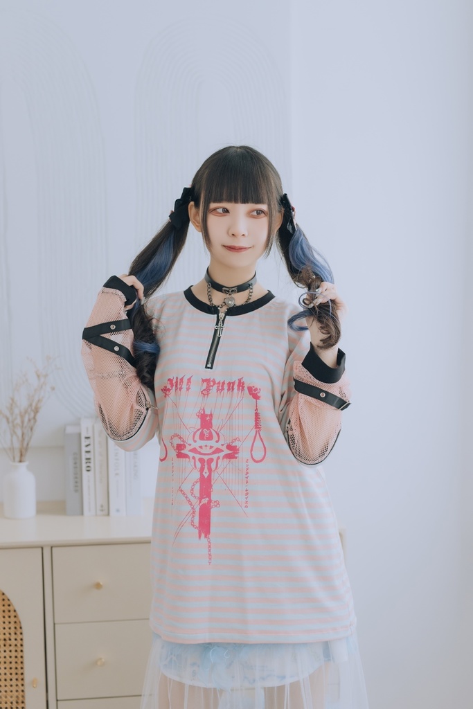 Jillpunk 復刻版 パンクロック Y2K エモい ボーダー柄 着回し利く 1/4ジップ クロスチャーム 漁網メッシュアームカバー付き 長袖ゆったり カットソーTシャツ オリジナル メンズ レディー おしゃれ男女兼用ファッション