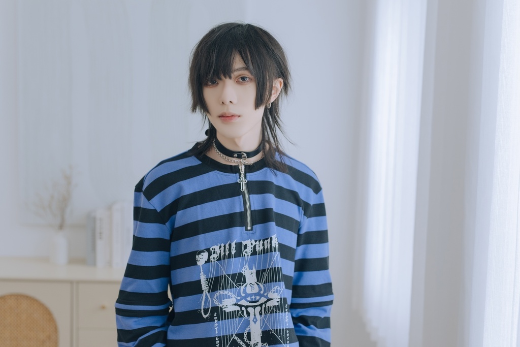 Jillpunk 復刻版 パンクロック Y2K エモい ボーダー柄 着回し利く 1/4ジップ クロスチャーム 漁網メッシュアームカバー付き 長袖ゆったり カットソーTシャツ オリジナル メンズ レディー おしゃれ男女兼用ファッション