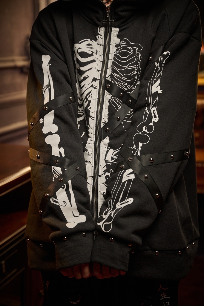 Jillpunk 可愛いパンク パラサイト猫 パンクロック 肋骨プリント デビル羽根柄 スダッズ加工 ゆったり 長袖猫耳パーカー フードジャケット オリジナル メンズ レディー V系 おしゃれ カッコいい 男女兼用
