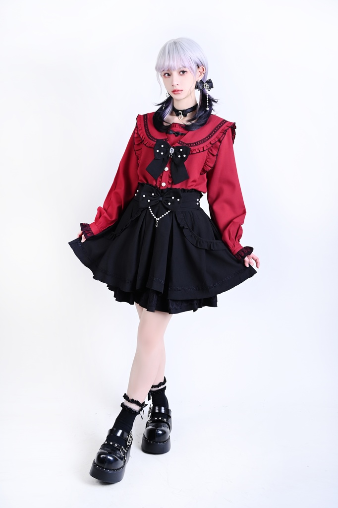 Jillpunk 量産型 茶会願い 地雷系 水色系統 ロリータ 蝶ネクタイ付き フリル セーラー服 リボン 長袖シャツ イミテーションパール ビーズハイウェスト ショートスカート オリジナル 姫系 可愛い おしゃれ ファッション萌え 秋葉原