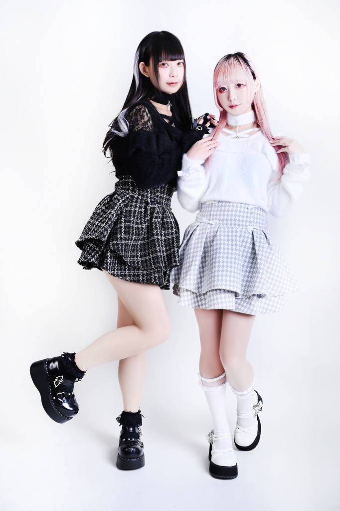 Jillpunkゴシックコーデ 地雷系 セクシー 地雷恋人 地下アイドル風 クロスチョーカー レース加工 肩出しニットトップス ふわふわ 仮ミンク素材セーター レディーズ オリジナル おしゃれ ファッション