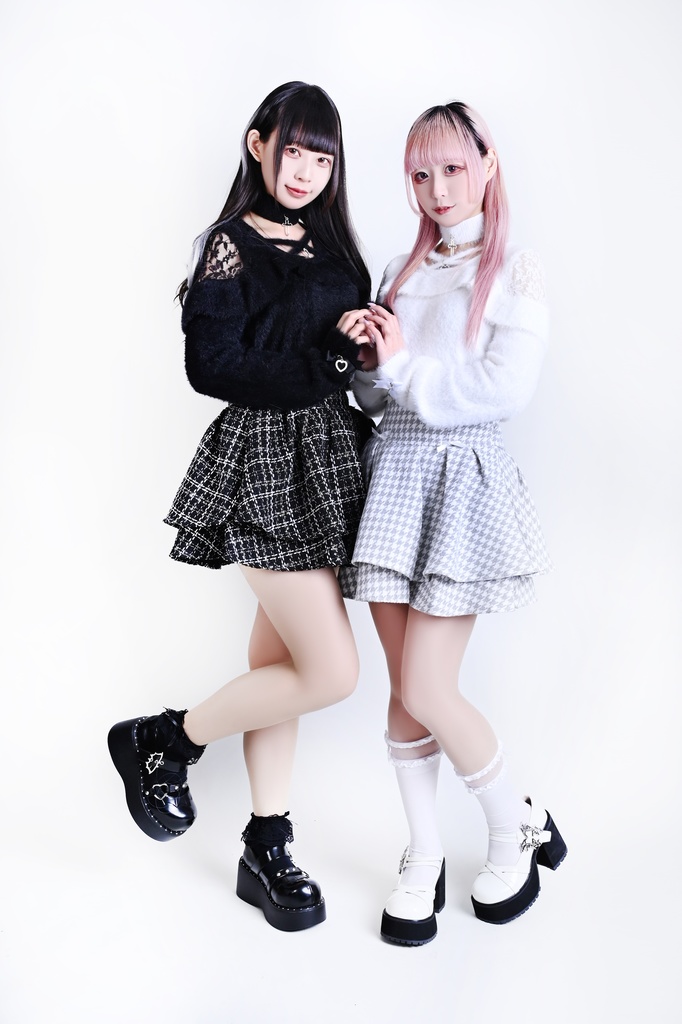 Jillpunkゴシックコーデ 地雷系 セクシー 地雷恋人 地下アイドル風 クロスチョーカー レース加工 肩出しニットトップス ふわふわ 仮ミンク素材セーター レディーズ オリジナル おしゃれ ファッション